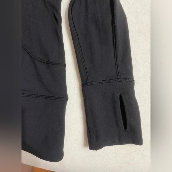 Lululemon Rush Hour 1/2 Zip Black Thumb Holes Size 4 - Picture 14 of 14